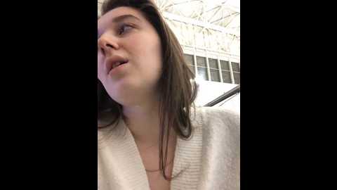 Media: unamiumiu Stripchat 2024-11-17 12:55:00