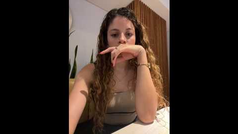 Media: alana15 Stripchat 2024-11-18 20:15:00