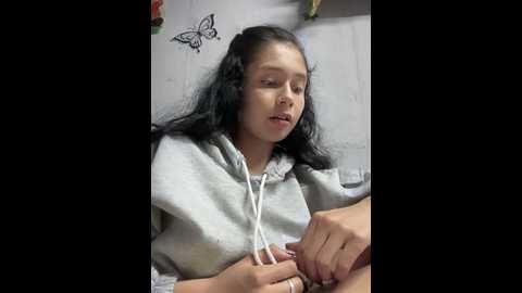 Media: bonnie_willliams19 Stripchat 2024-11-18 07:06:00