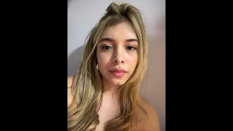 Media: carolina__star Stripchat 2024-11-18 03:25:00