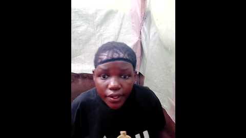 Media: holygrail001 Stripchat 2024-11-18 08:40:00