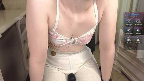 Media: laureenroset Stripchat 2024-11-18 06:16:00