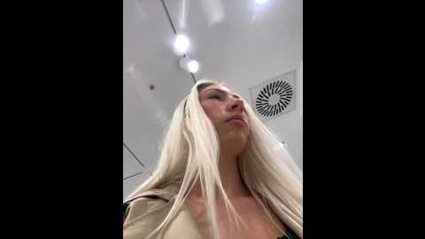 Media: luisabecker Stripchat 2024-11-18 13:58:00