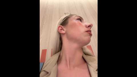 Media: luisabecker Stripchat 2024-11-18 15:40:00
