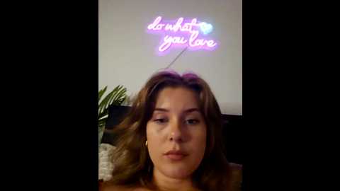 Media: maribelriver Stripchat 2024-11-18 00:08:00