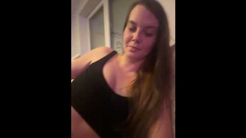 Media: newmichelle Stripchat 2024-11-18 19:08:00