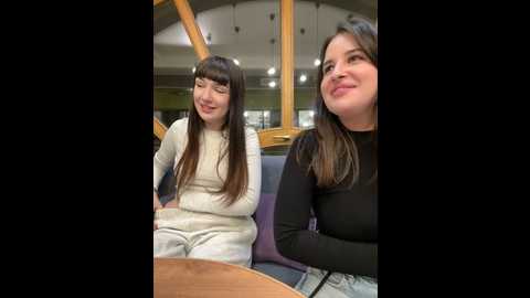 Media: sophie_avory Stripchat 2024-11-18 17:03:00