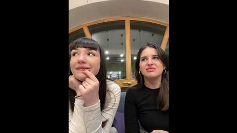 Media: sophie_avory Stripchat 2024-11-18 17:13:00