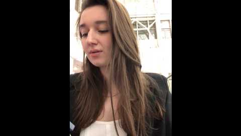Media: unamiumiu Stripchat 2024-11-18 13:24:00