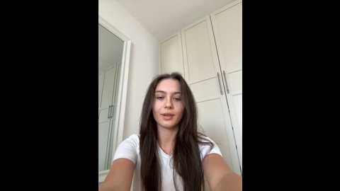 Media: ashley_evans Stripchat 2024-11-19 12:00:00