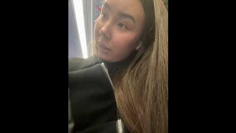 Media: asian_asami Stripchat 2024-11-19 15:33:00