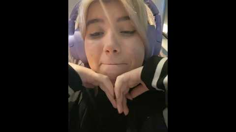 Media: baby__naughty Stripchat 2024-11-19 16:18:00