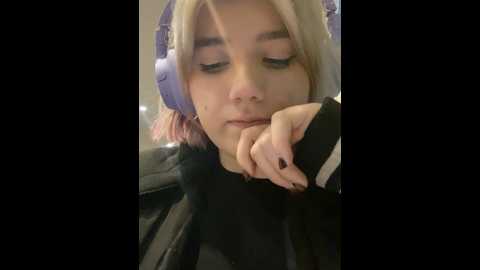 Media: baby__naughty Stripchat 2024-11-19 16:35:00