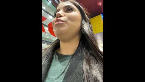 Media: chloe__moon Stripchat 2024-11-19 21:04:00