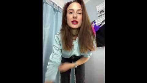 Media: dina_tease Stripchat 2024-11-19 09:25:00