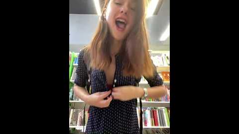 Media: dina_tease Stripchat 2024-11-19 12:15:00