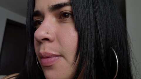 Media: georginajones Stripchat 2024-11-19 04:28:00