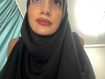Media: gumusguray Stripchat 2024-11-19 04:37:00