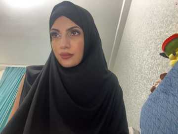 Media: gumusguray Stripchat 2024-11-19 05:40:00