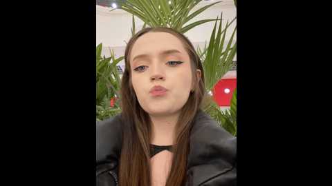 Media: jessi_meow Stripchat 2024-11-19 17:30:00