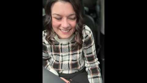 Media: ladylena1 Stripchat 2024-11-19 22:34:00