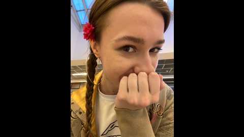 Media: lia__love Stripchat 2024-11-19 13:08:00