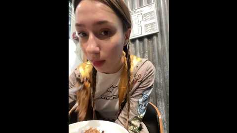 Media: lia__love Stripchat 2024-11-19 15:31:00