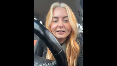 Media: obviouslypeachy Stripchat 2024-11-19 13:45:00