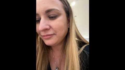 Media: olgabuzzz Stripchat 2024-11-19 09:18:00