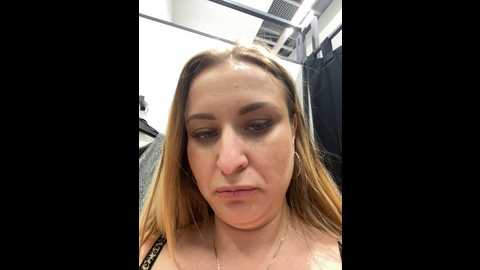 Media: olgabuzzz Stripchat 2024-11-19 10:28:00