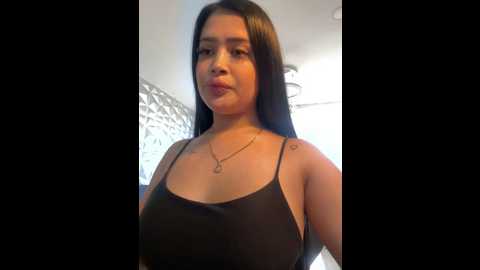 Media: sara_fun Stripchat 2024-11-19 16:29:00