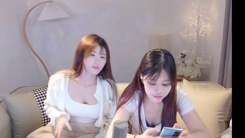 Media: sweety_by2 Stripchat 2024-11-19 12:15:00