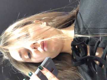 Media: unamiumiu Stripchat 2024-11-19 11:44:00