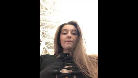 Media: unamiumiu Stripchat 2024-11-19 14:29:00