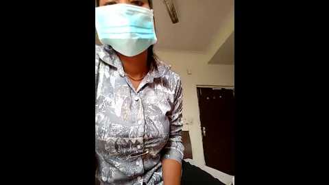vlrgln_19 @ stripchat on 20241119