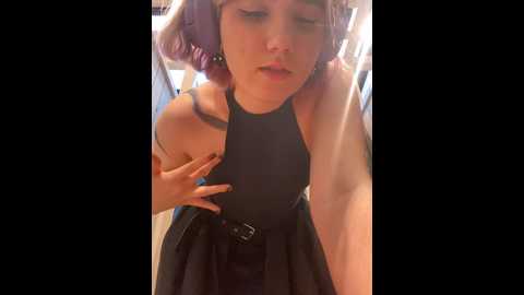 Media: baby__naughty Stripchat 2024-11-20 15:21:00