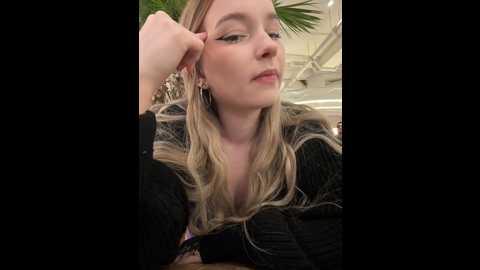 Media: baby_tiny Stripchat 2024-11-20 16:09:00