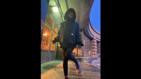 Media: bigbabykiki Stripchat 2024-11-20 05:57:00