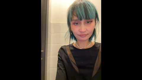 Media: bigbabykiki Stripchat 2024-11-20 06:52:00