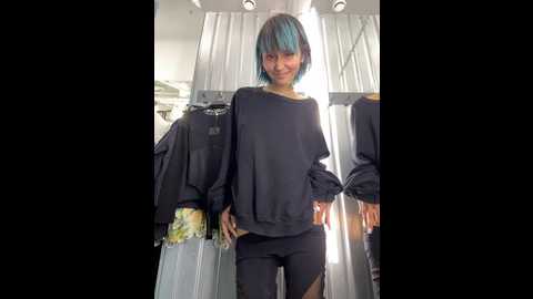 Media: bigbabykiki Stripchat 2024-11-20 08:17:00