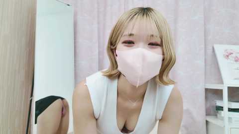 Media: eimi_ch Stripchat 2024-11-20 04:08:00