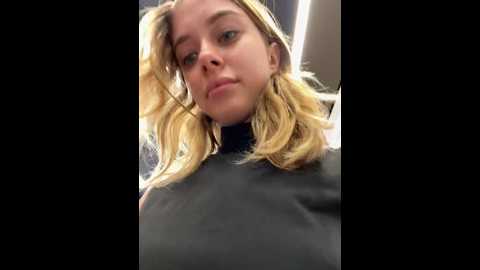 Media: enjoy_my_beauty Stripchat 2024-11-20 06:18:00