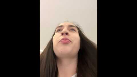 Media: holly_play Stripchat 2024-11-20 12:14:00