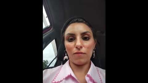Media: izabella_bella Stripchat 2024-11-20 07:45:00