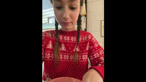 Media: lia__love Stripchat 2024-11-20 17:36:00
