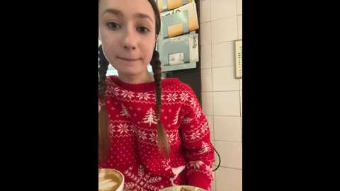 Media: lia__love Stripchat 2024-11-20 17:43:00