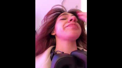 Media: lily__belle Stripchat 2024-11-20 15:06:00