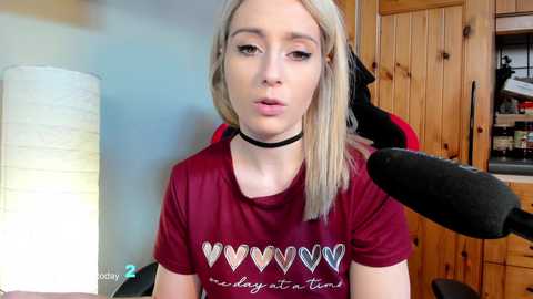 Media: lisaonthemoon Stripchat 2024-11-20 10:59:00