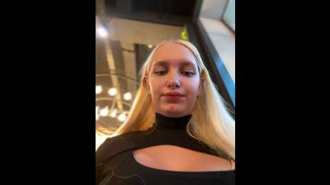 Media: milkyy_wway Stripchat 2024-11-20 09:47:00