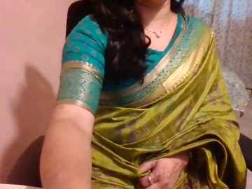 pinky_4 @ stripchat on 20241120